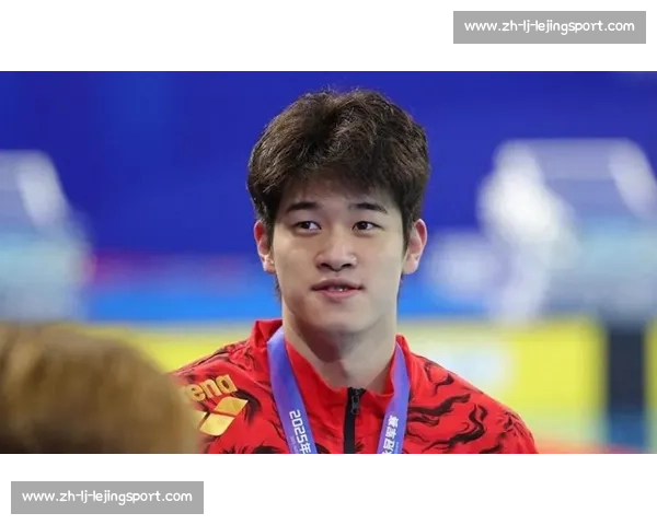 潘展乐陷入低谷期：世界排名跌出前十，世锦赛冲冠面临巨大挑战